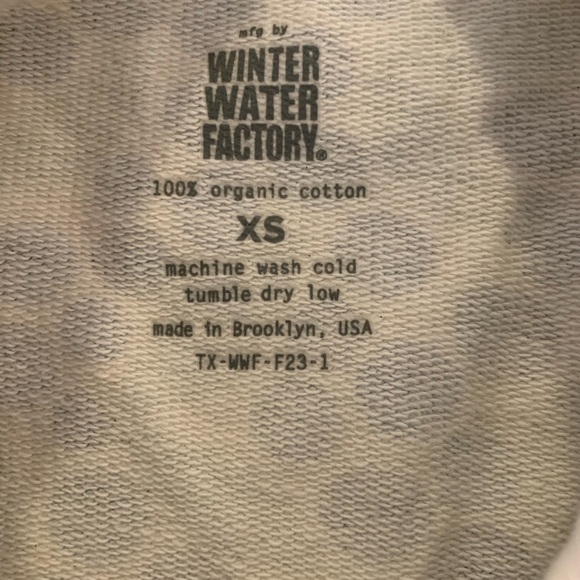 WINTER WATER FACTORY Sweatshirt, made in Brooklyn! Blueberries - Picture 4 of 4